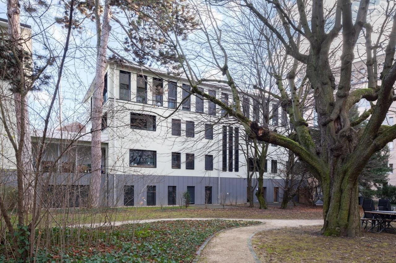 2,5 Zi Design Loft Mit Gartensitzplatz *